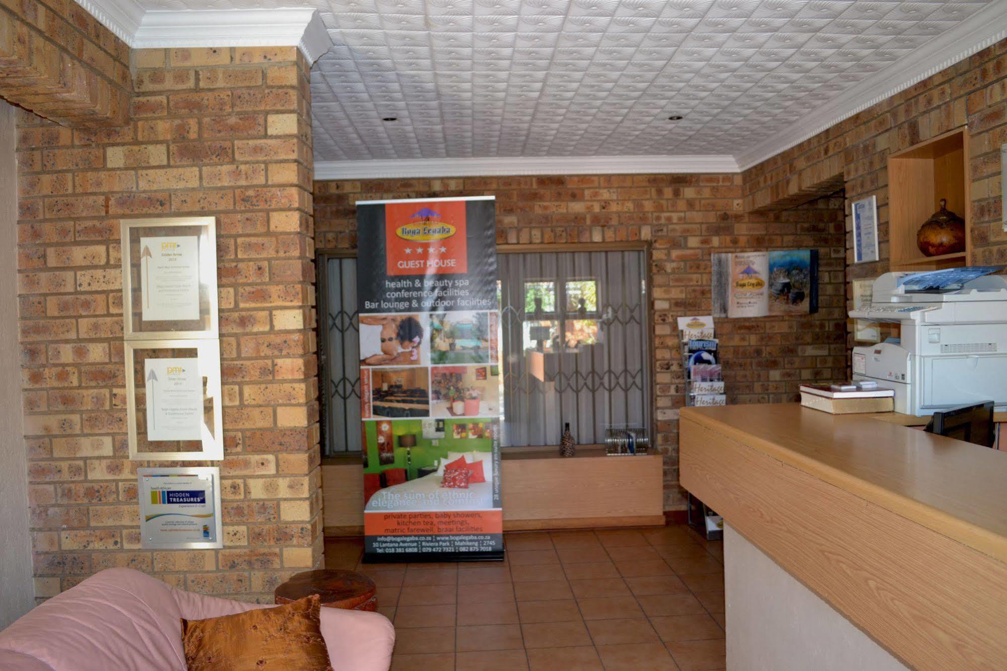 Boga Legaba Guest House & Conference Centre Mafikeng Esterno foto